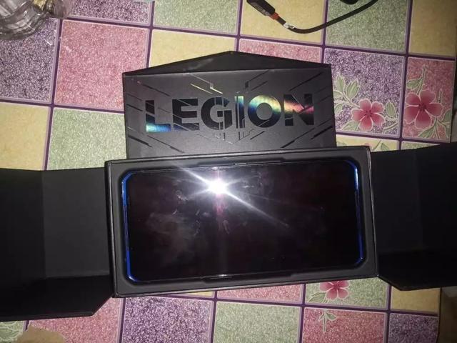 拯救者電競手機(jī)Pro