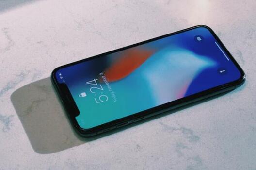 OLED屏幕貴在哪里？又有哪些優(yōu)勢呢？