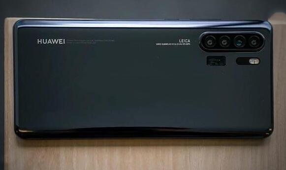 華為P50 Pro的3D渲染圖曝光，搭載全新的鴻蒙系統