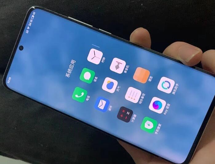 魅族18小屏滿血旗艦8+128G版直降400元，還提供限時(shí)24期的分期免息