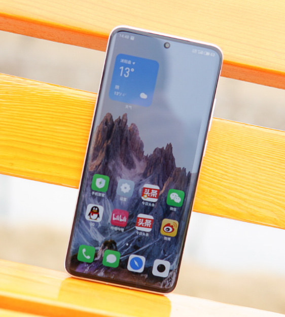 榮耀70 Pro評測：全新換代！與它相處一周后我徹底淪陷了