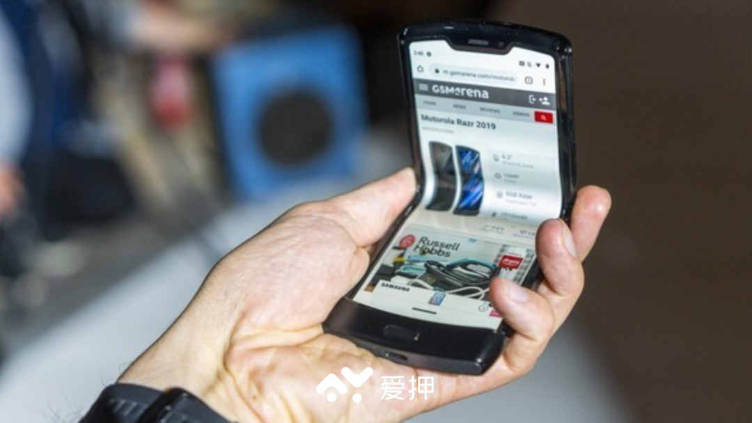 摩托羅拉Razr 3售價曝光，約8200元比前代便宜不少